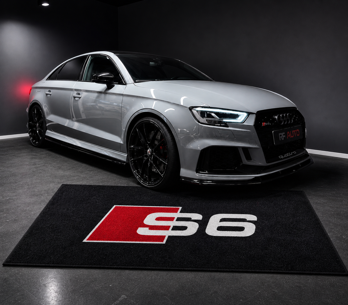 Premium Audi Garagenteppich – 5x7 ft (60x87")