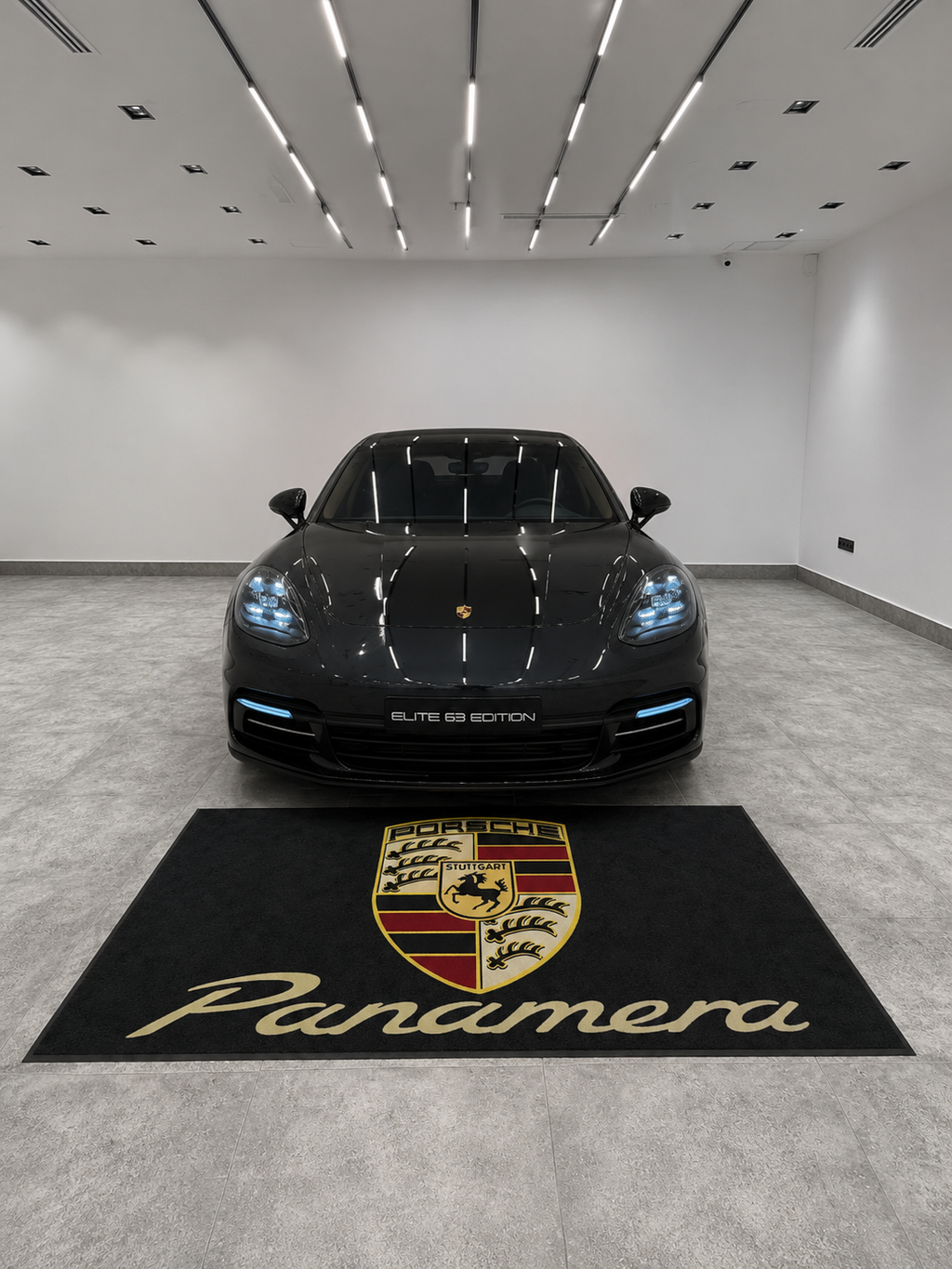 Premium Porsche Garagenteppich – 152 x 221 cm (5x7 ft)