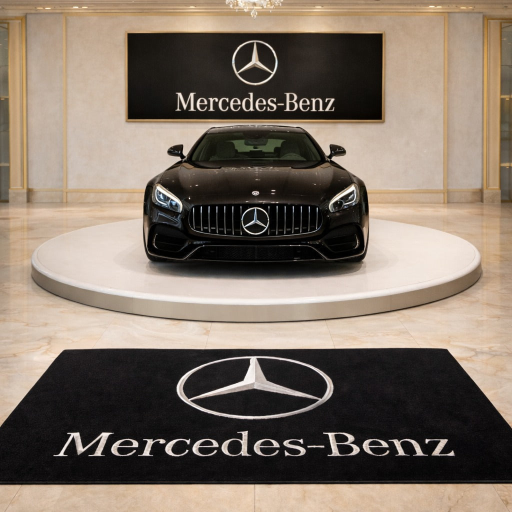 Premium Mercedes-Benz Garagenteppich – 5x7 ft (60x87")