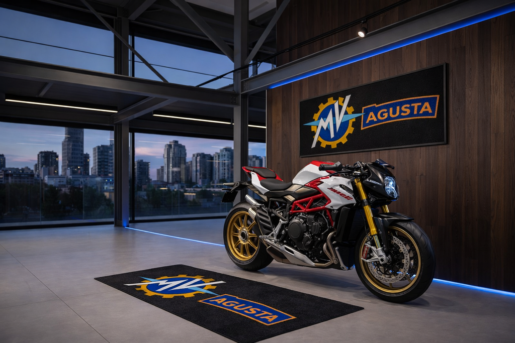 MV Agusta Premium Garagen-Bodenmatte - 2.5x7 ft (30x87") Luxuriöser rutschfester Motorradteppich & Wanddekoration