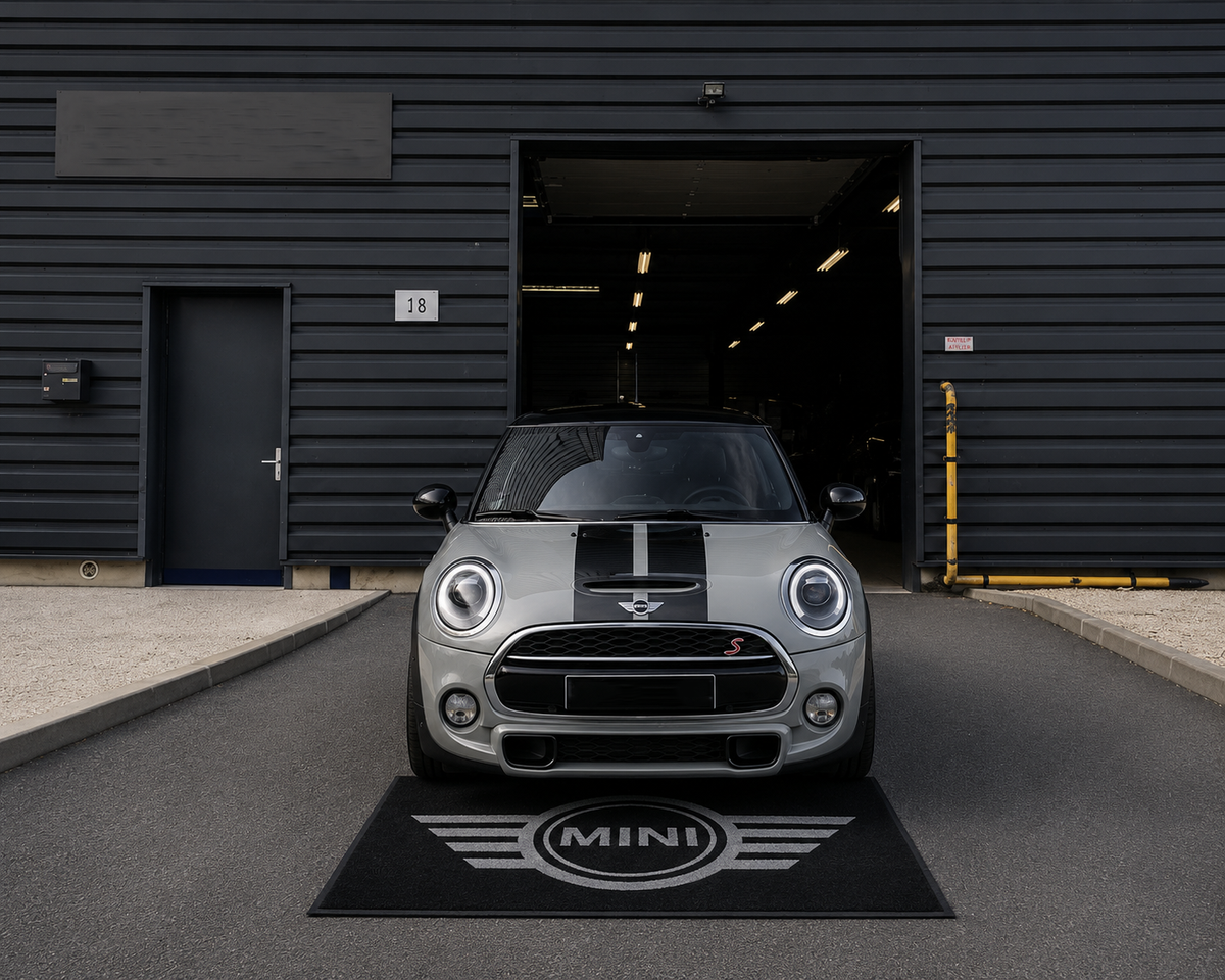 Premium Mini Garagenteppich – 5x7 ft (60x87")
