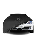 Mercedes-Benz SLK (R171) mit maßgeschneiderter Indoor-Autoabdeckung in einer Garage in Deutschland