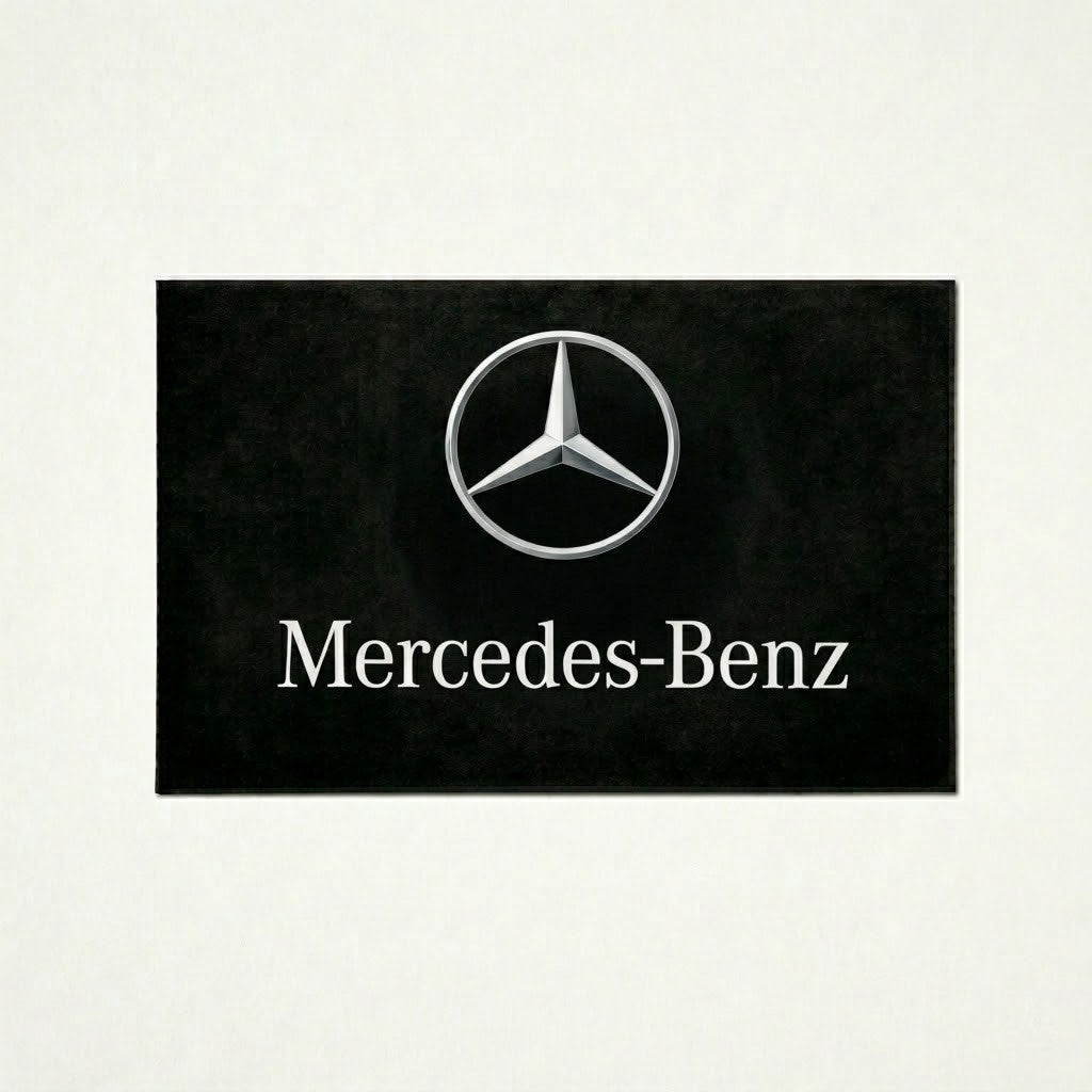 Premium Mercedes-Benz Garagenteppich – 5x7 ft (60x87")