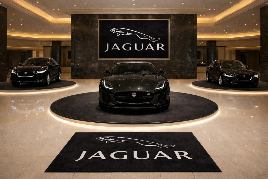 Premium Jaguar Garagenteppich – 152 x 221 cm(5x7 ft)