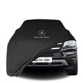 Mercedes-Benz GLS mit maßgeschneiderter Indoor-Autoabdeckung in einer Garage in Deutschland