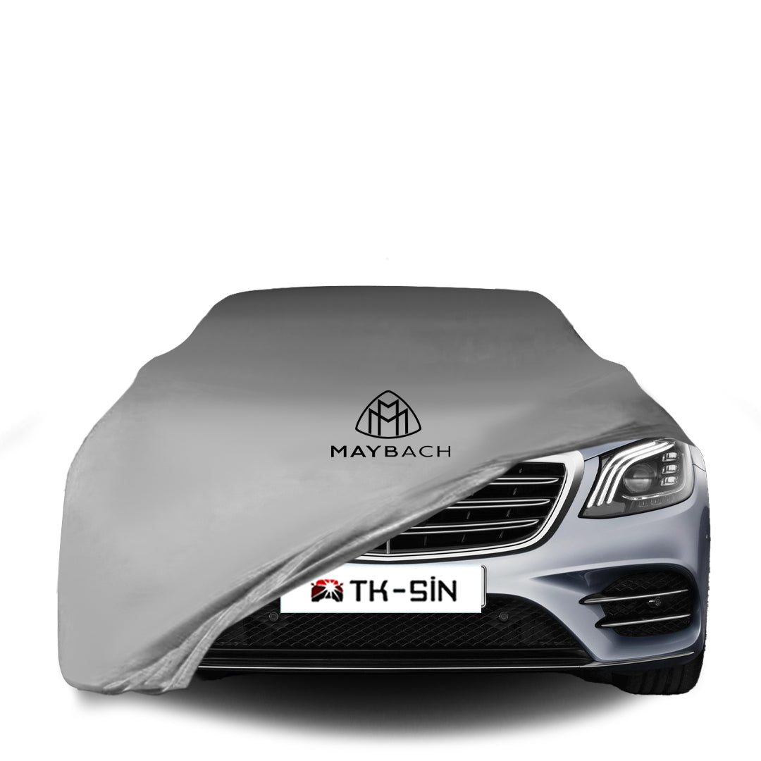 Mercedes-Benz S-Klasse (W222) mit maßgeschneiderter Indoor-Autoabdeckung in einer Garage in Deutschland