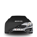 Mercedes-Benz SL (R231) mit maßgeschneiderter Indoor-Autoabdeckung in einer Garage in Deutschland